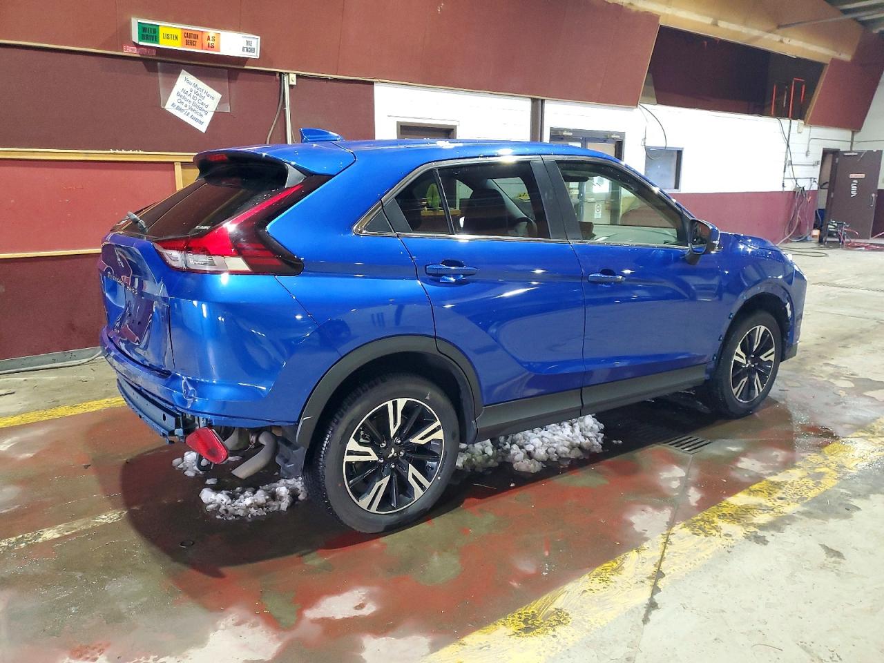 2025 MITSUBISHI ECLIPSE CROSS SE photo 3