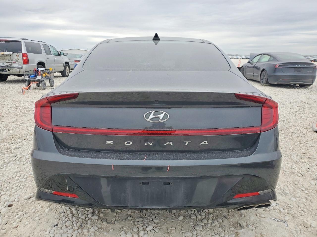 2020 HYUNDAI SONATA SEL photo 6