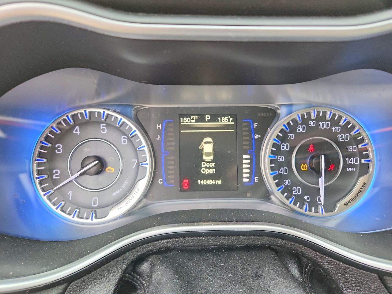 2015 CHRYSLER 200 LIMITED photo 9