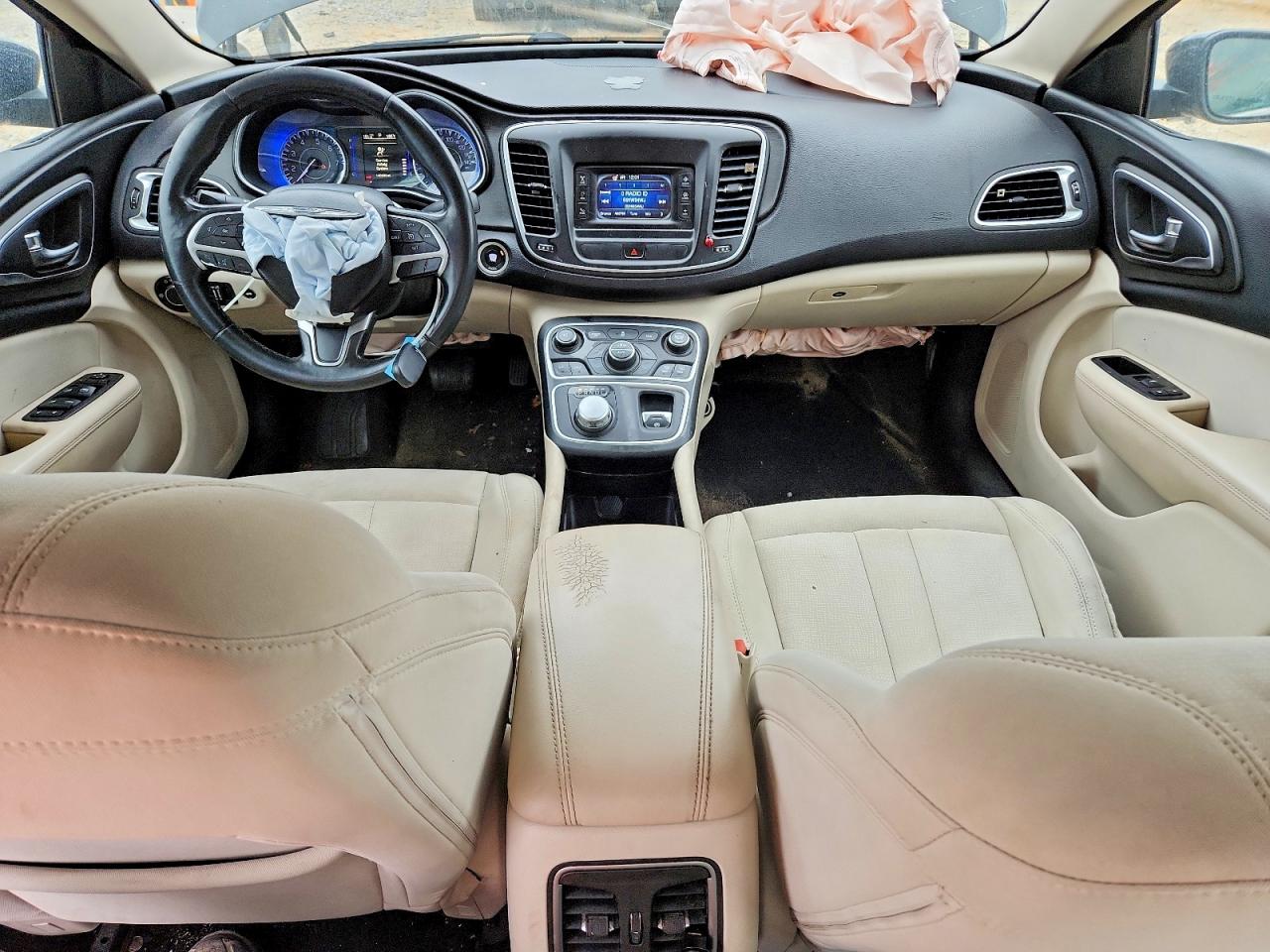 2015 CHRYSLER 200 LIMITED photo 8