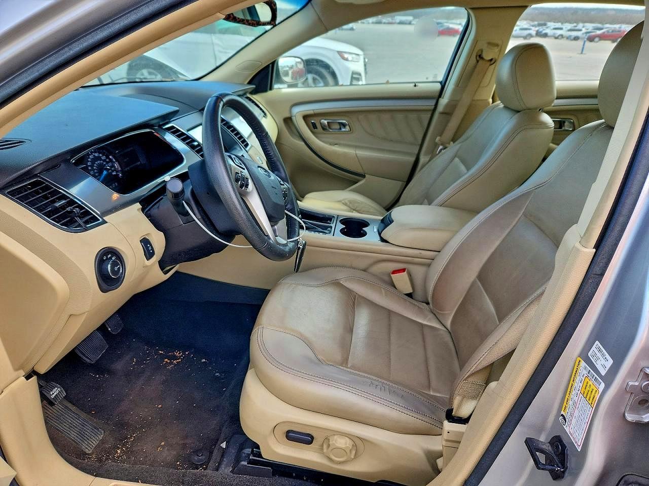2018 FORD TAURUS SEL photo 7