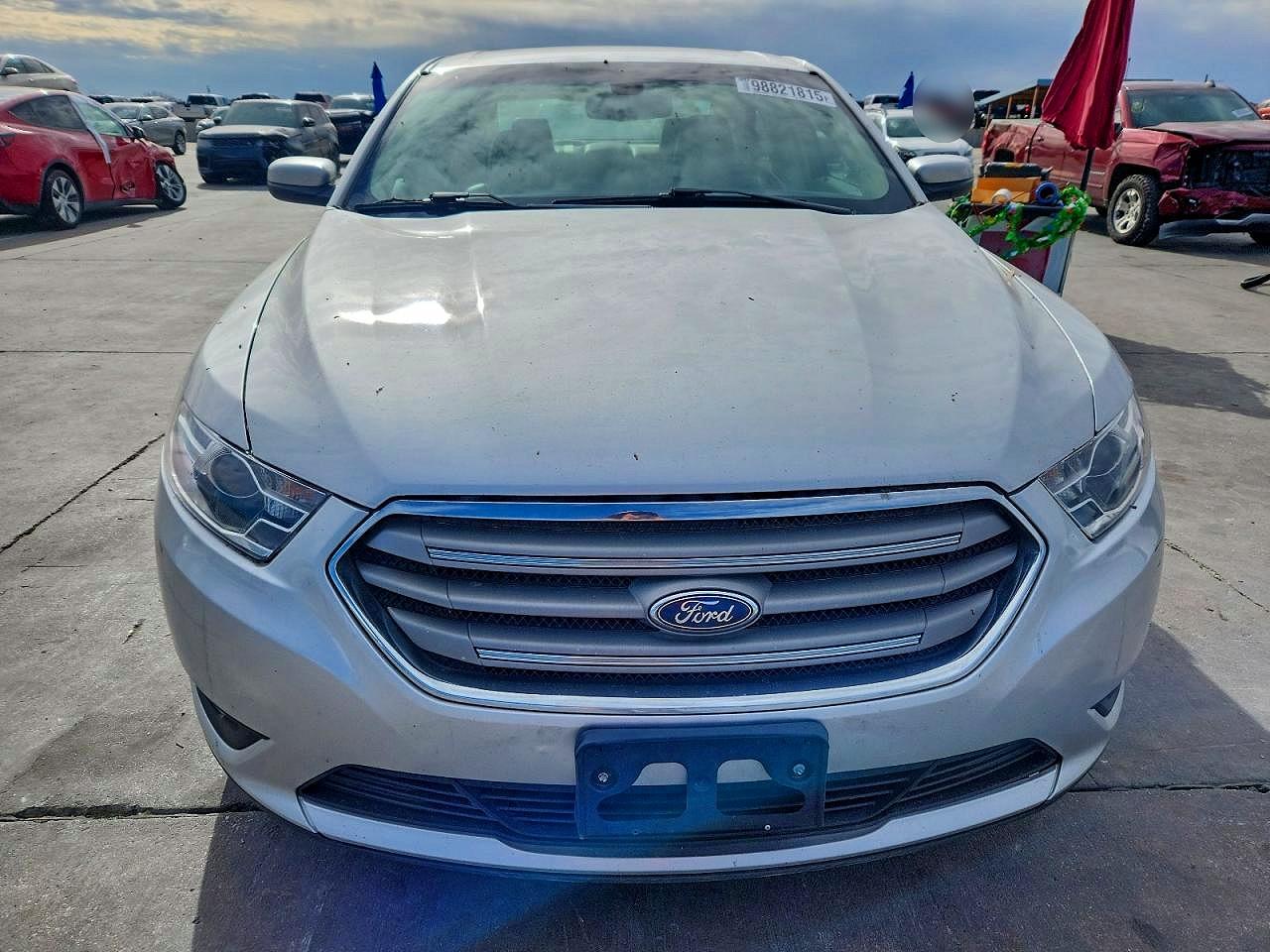 2018 FORD TAURUS SEL photo 5