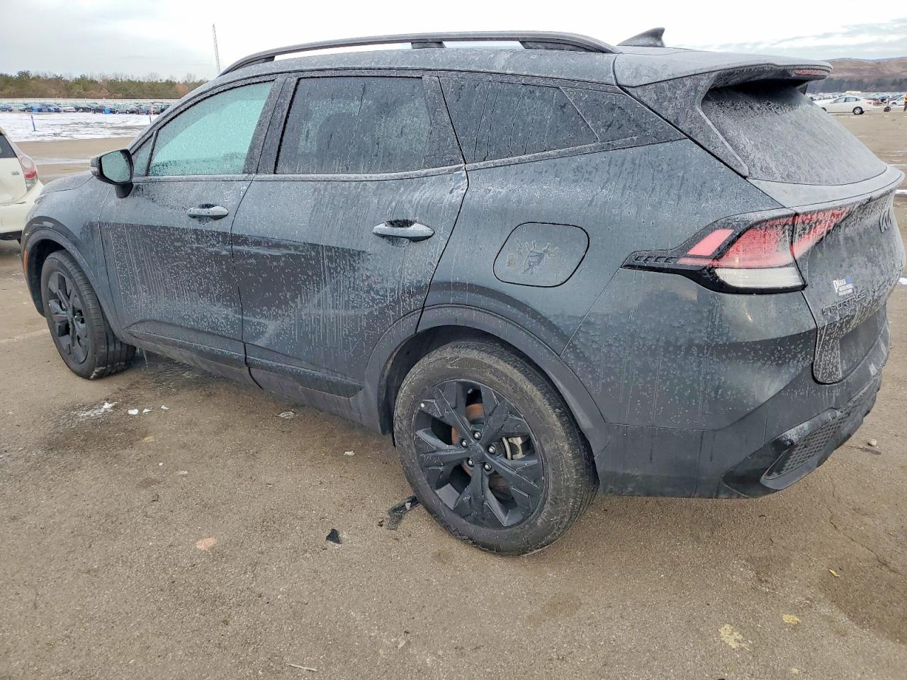 2025 KIA SPORTAGE X LINE photo 2