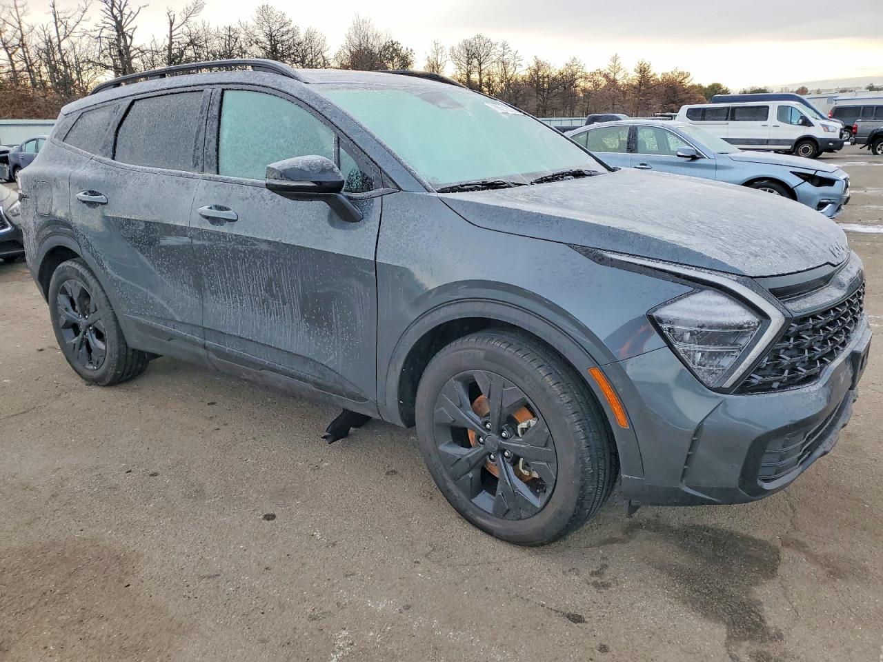 2025 KIA SPORTAGE X LINE photo 4