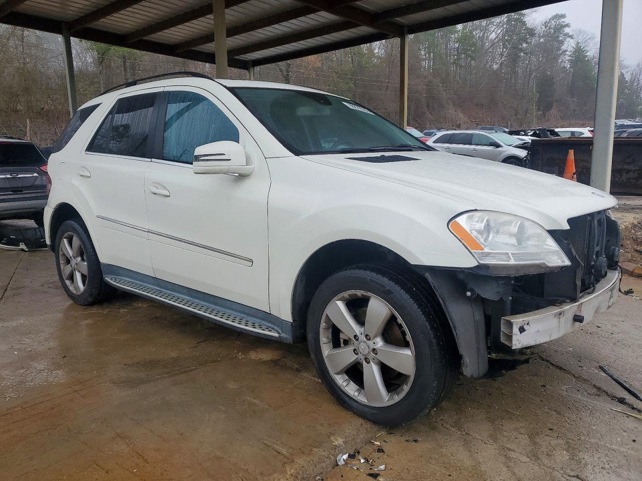 2011 MERCEDES-BENZ ML 350 4MATIC photo 4