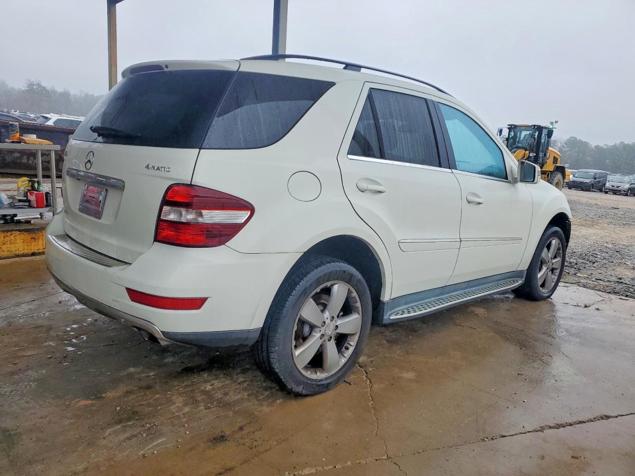 2011 MERCEDES-BENZ ML 350 4MATIC photo 3