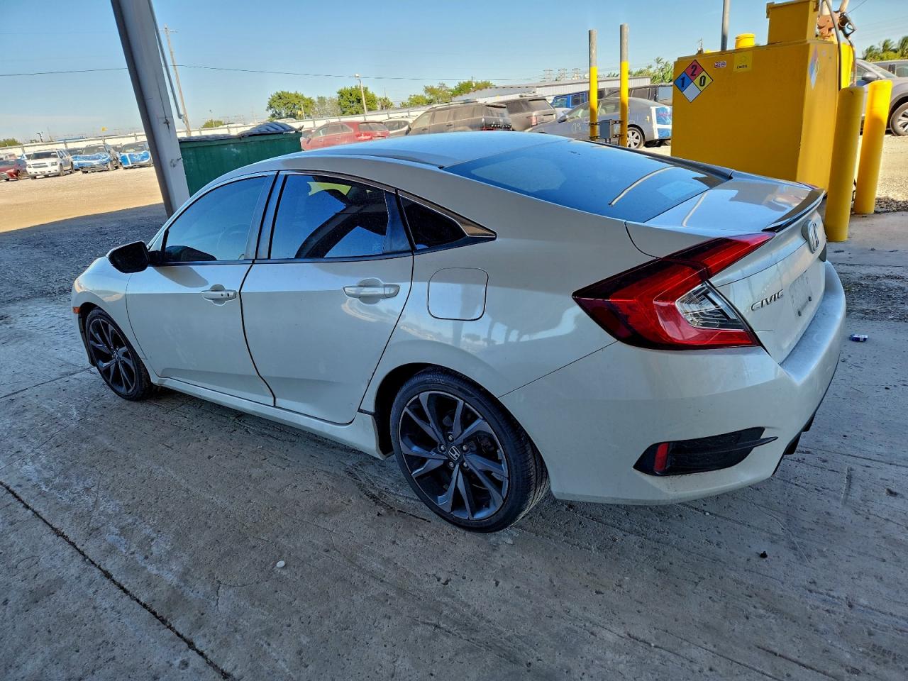 2020 HONDA CIVIC SPORT photo 3