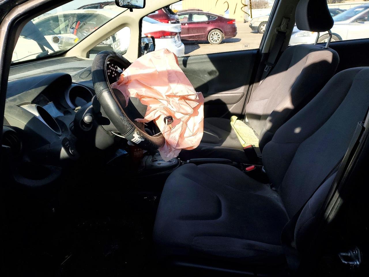 2013 HONDA FIT photo 7