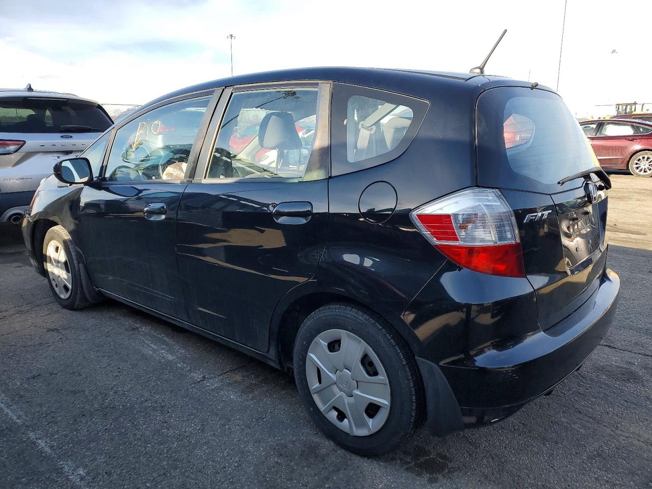2013 HONDA FIT photo 2