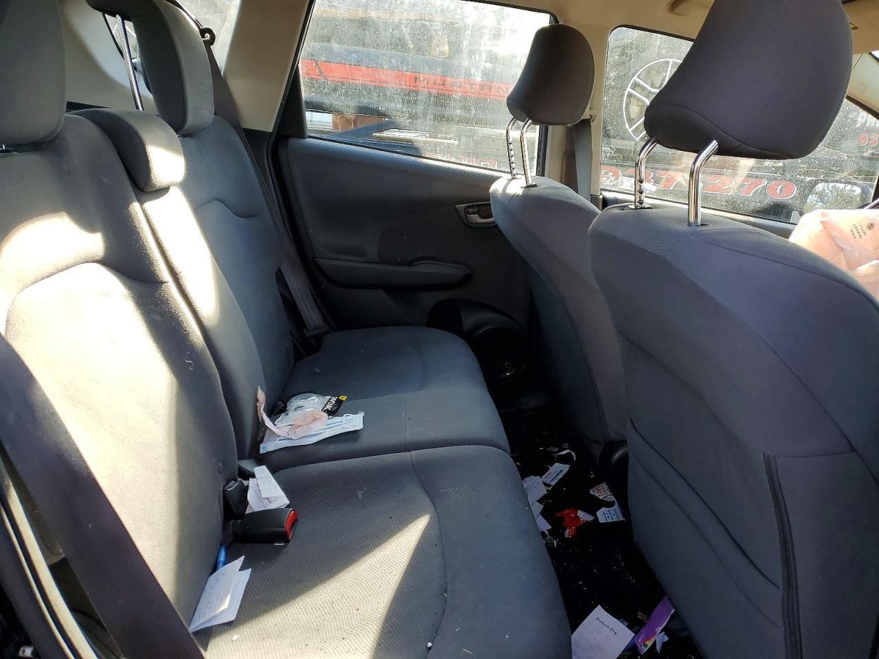 2013 HONDA FIT photo 10