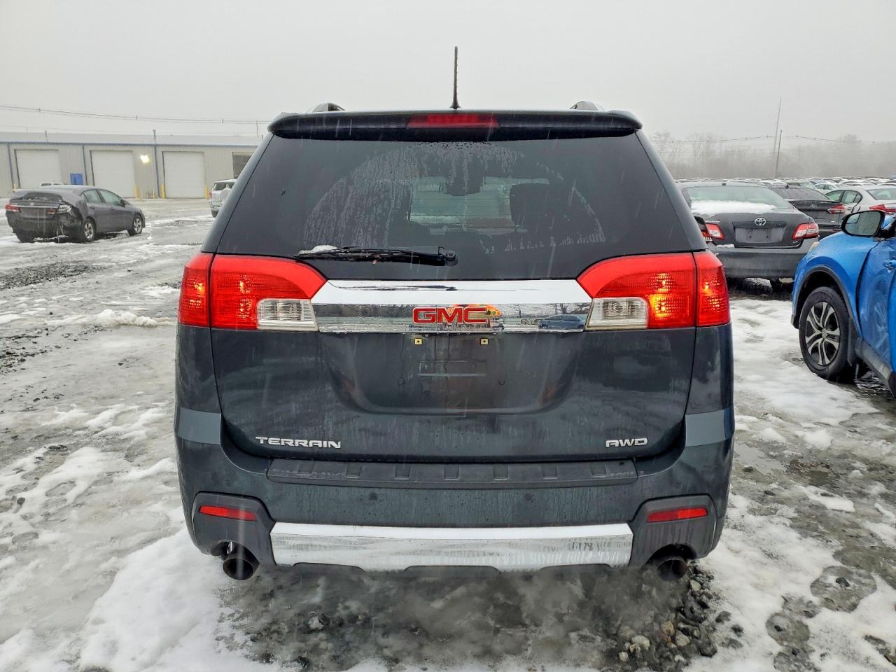 2013 GMC TERRAIN SLT photo 6
