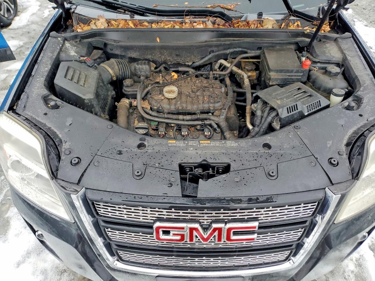 2013 GMC TERRAIN SLT photo 12