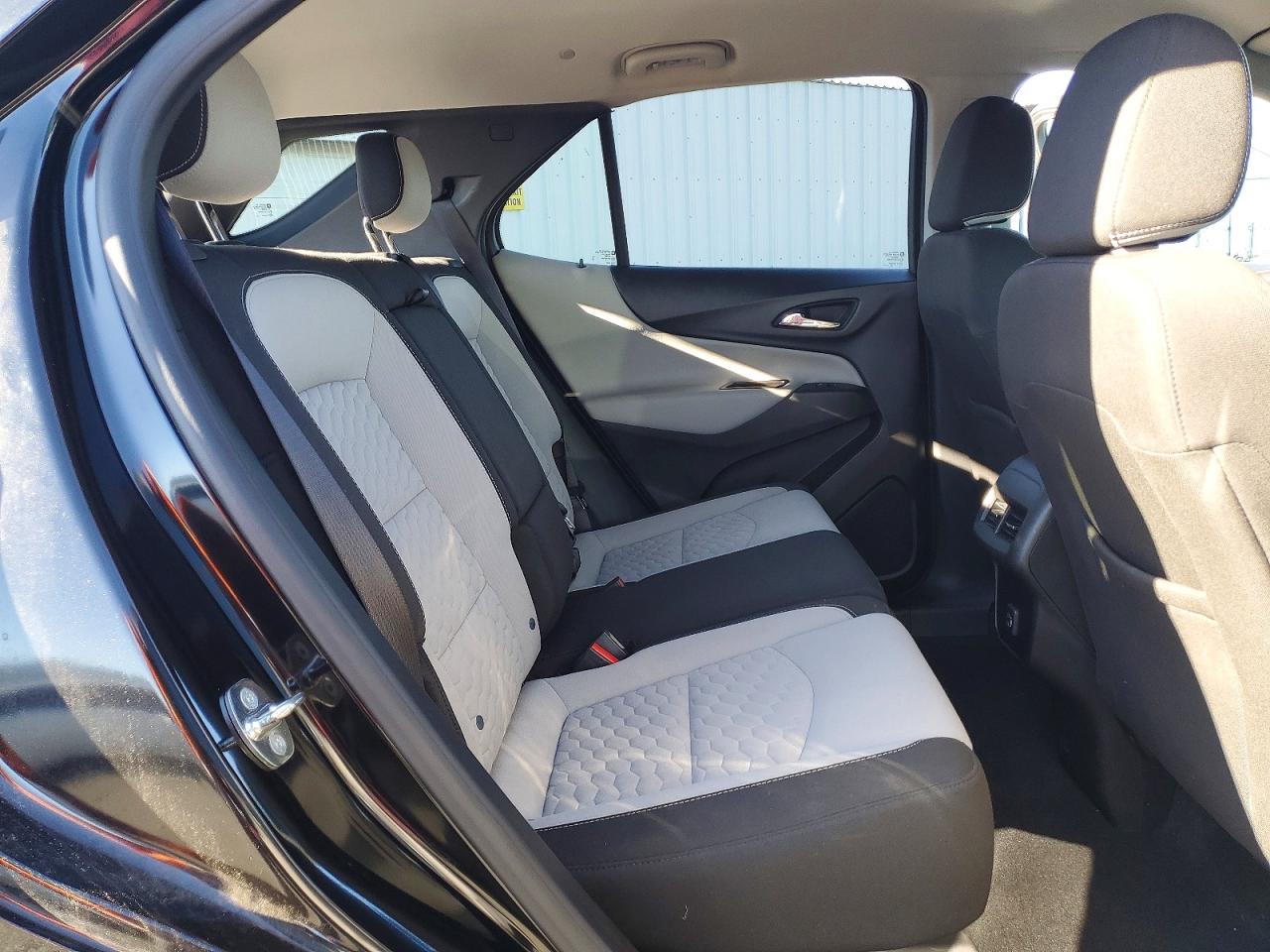 2020 CHEVROLET EQUINOX photo 11