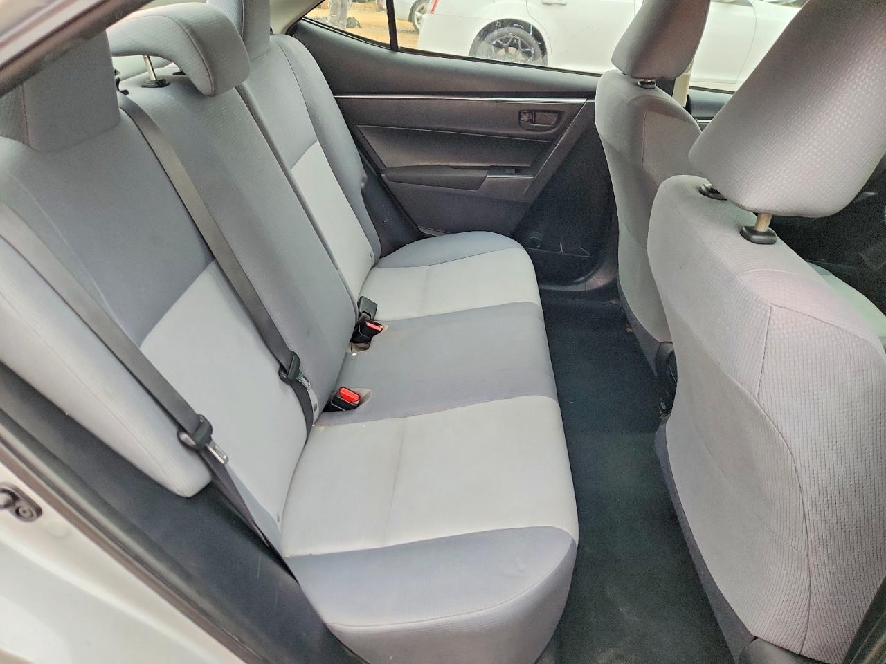 2014 TOYOTA COROLLA L photo 10