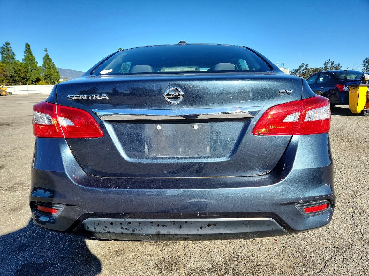 2017 NISSAN SENTRA S photo 6