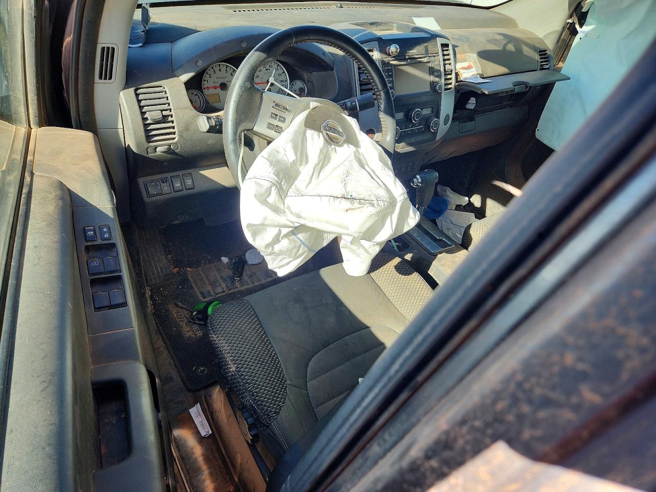 2019 NISSAN FRONTIER SV photo 8