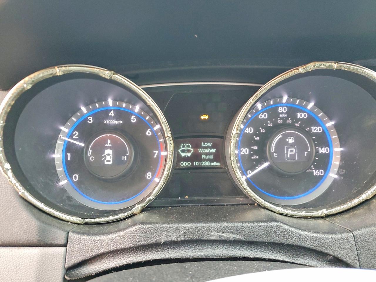 2013 HYUNDAI SONATA GLS photo 9
