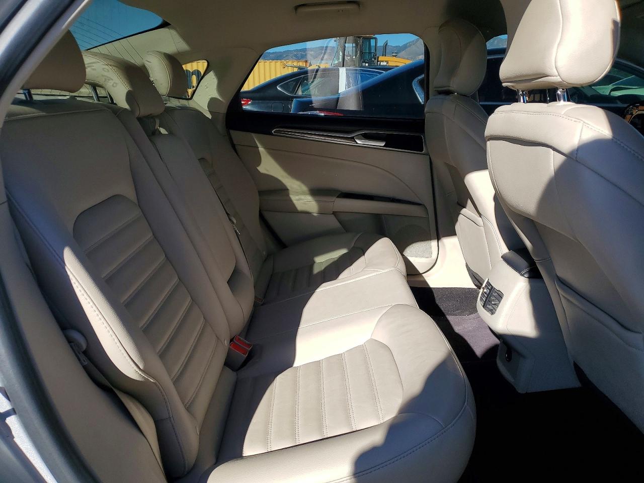 2018 FORD FUSION SE photo 10
