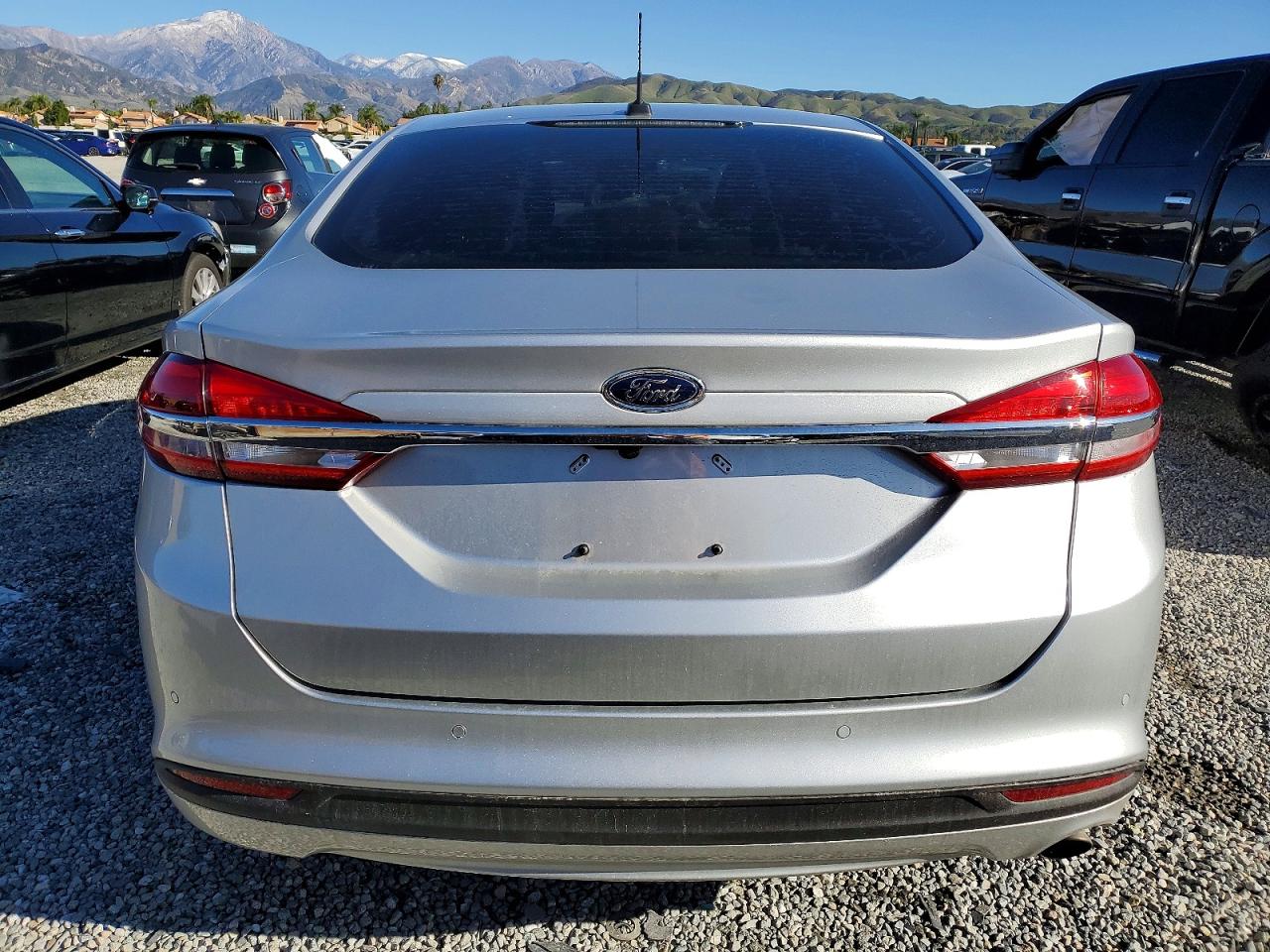 2018 FORD FUSION SE photo 6