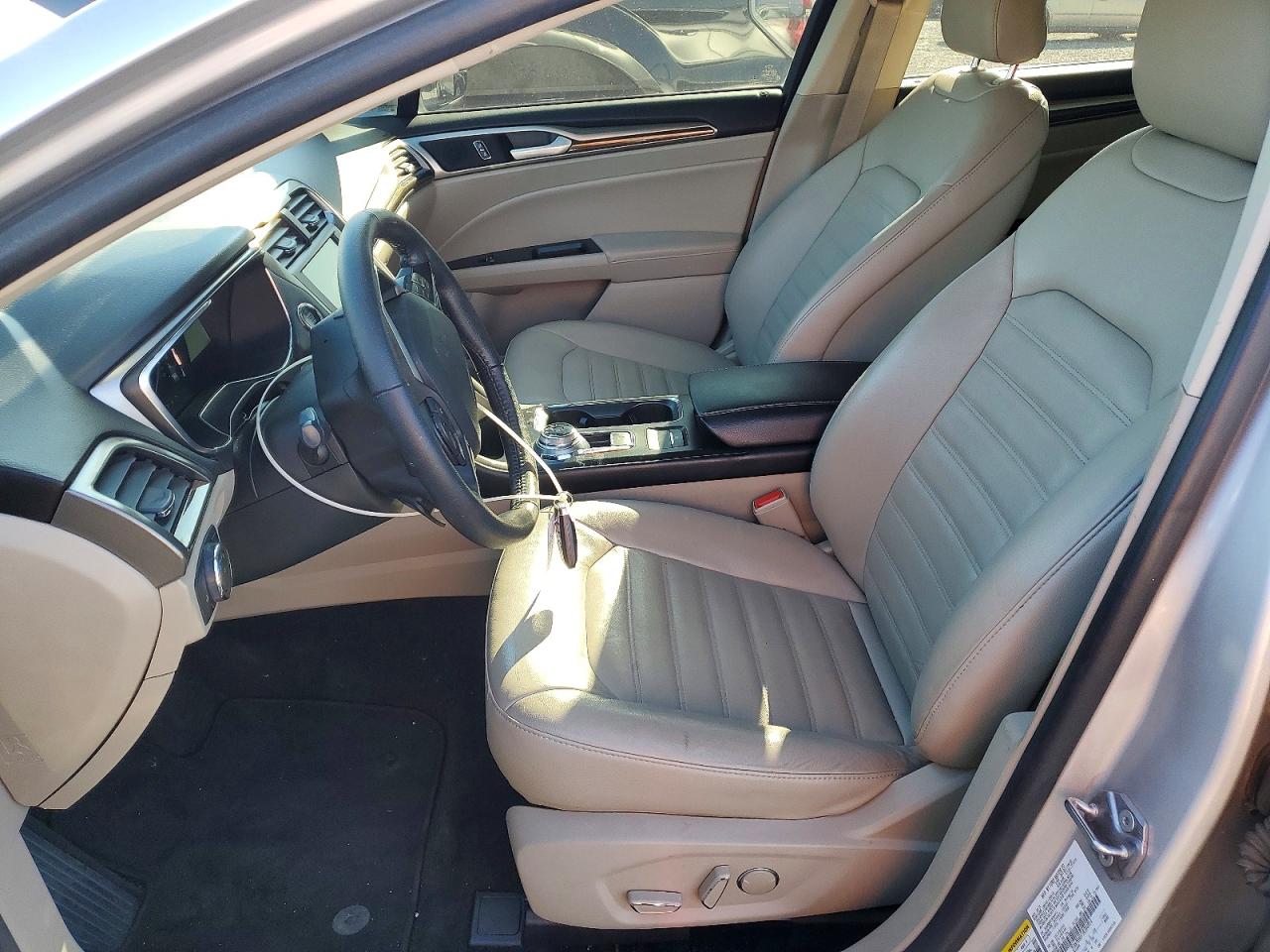 2018 FORD FUSION SE photo 7