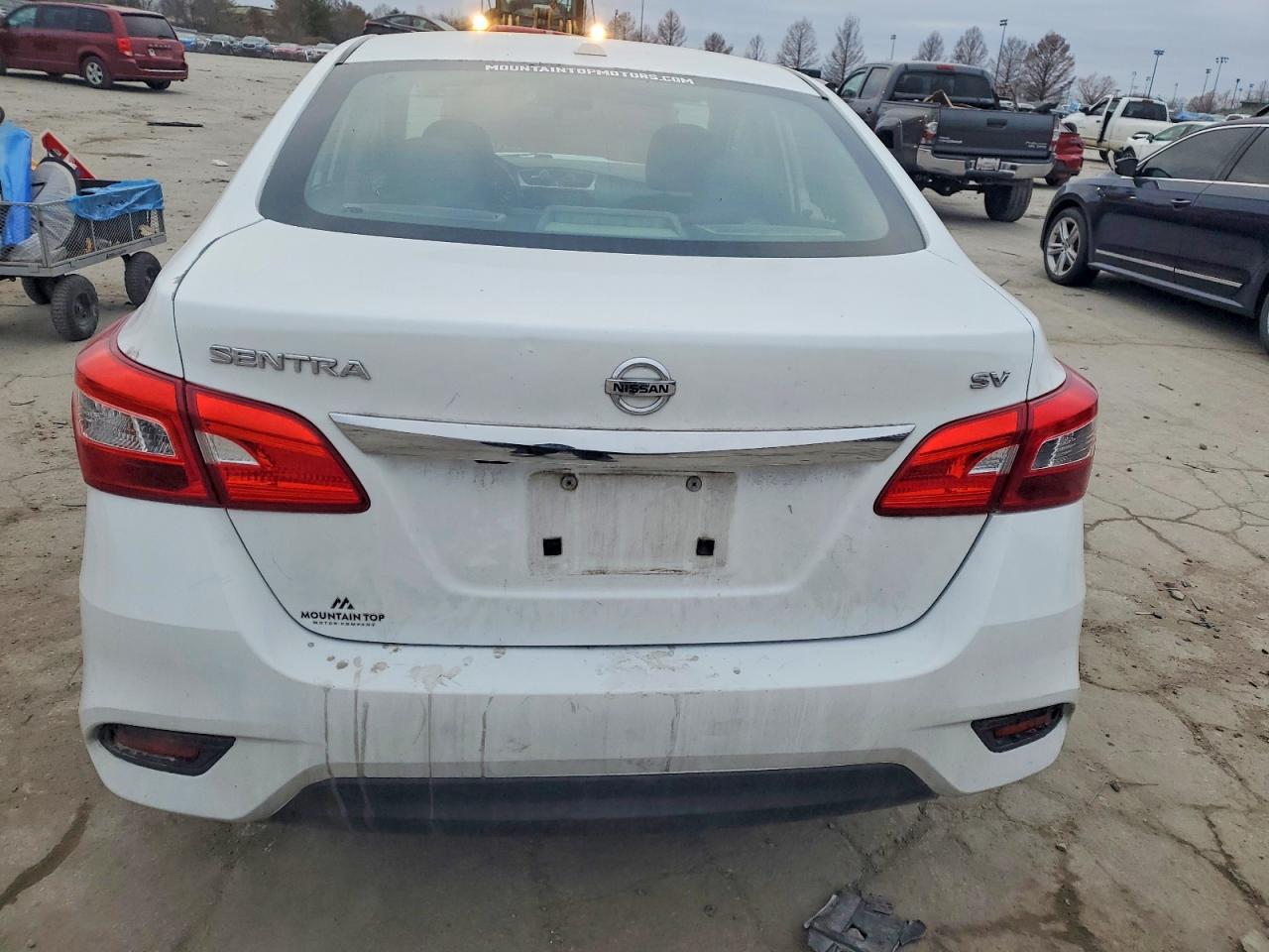 2018 NISSAN SENTRA S photo 6