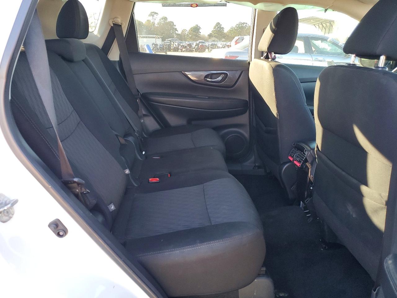 2019 NISSAN ROGUE S photo 11