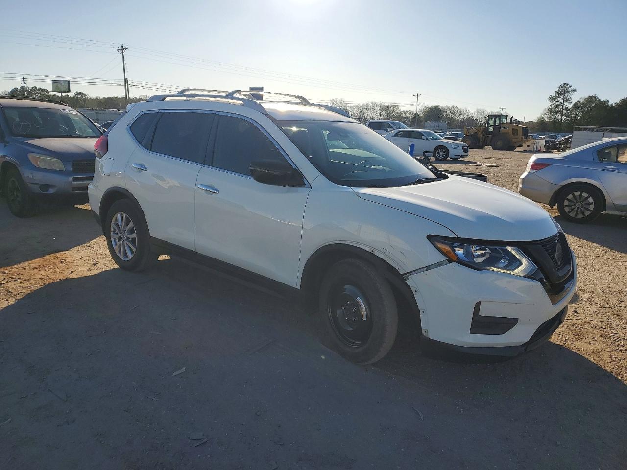 2019 NISSAN ROGUE S photo 4