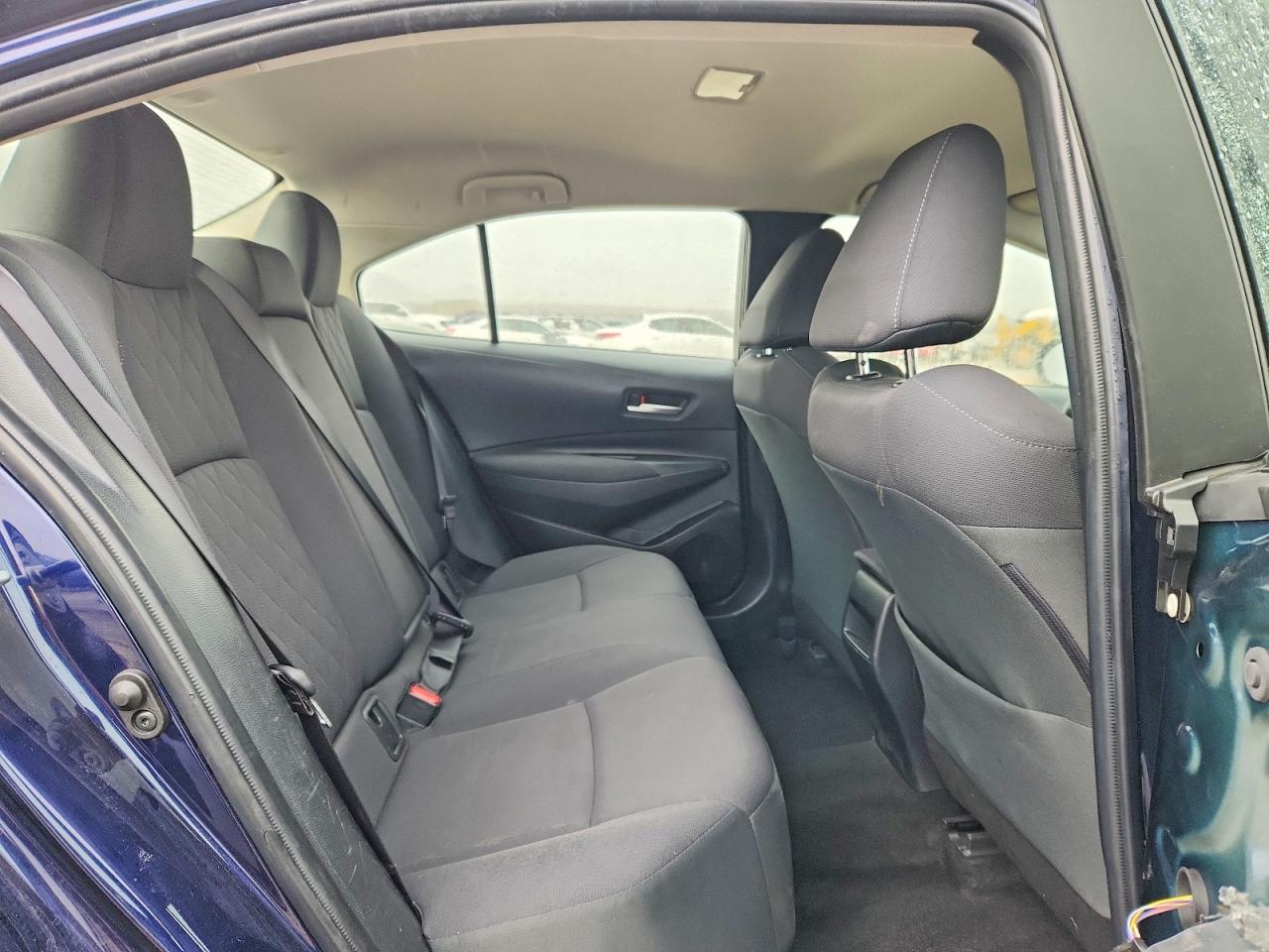 2020 TOYOTA COROLLA LE photo 19