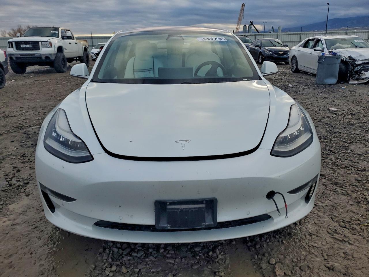 2018 TESLA MODEL 3 photo 5