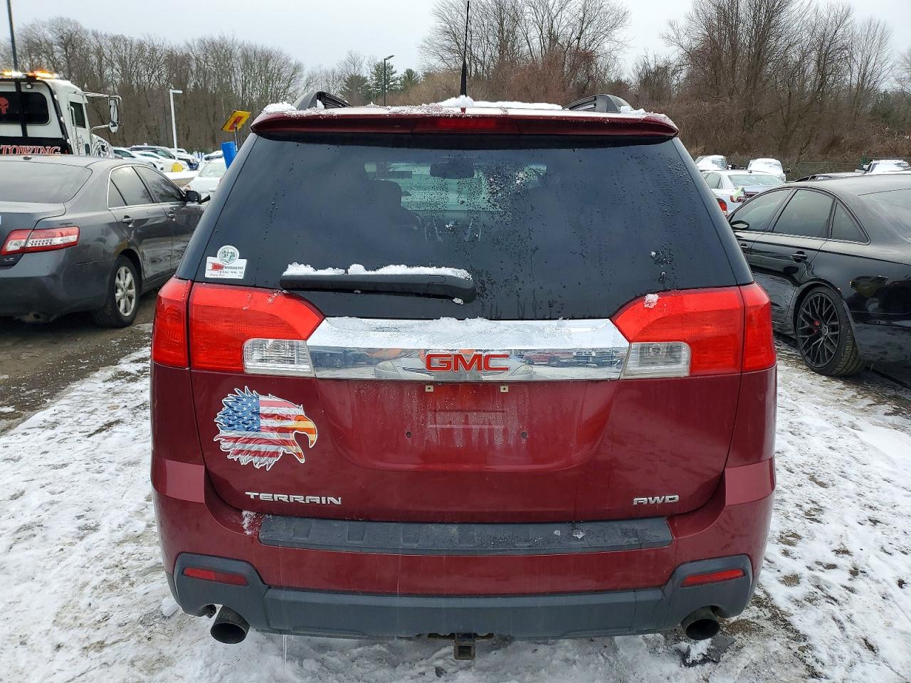 2011 GMC TERRAIN SLE photo 6