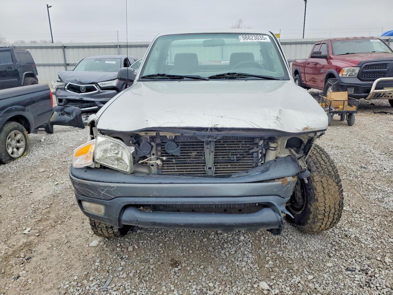 2002 TOYOTA TACOMA photo 5
