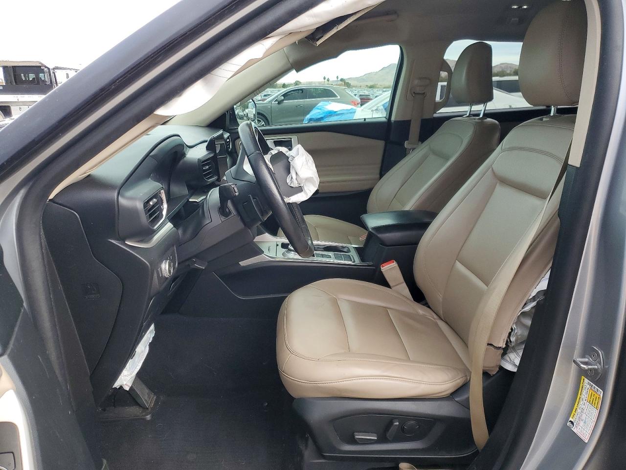 2021 FORD EXPLORER XLT photo 7