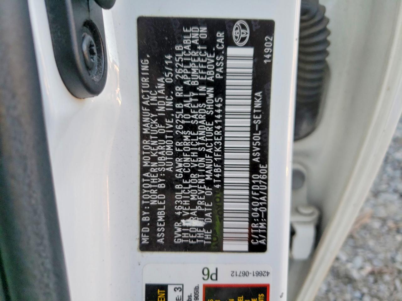 2014 TOYOTA CAMRY L photo 12