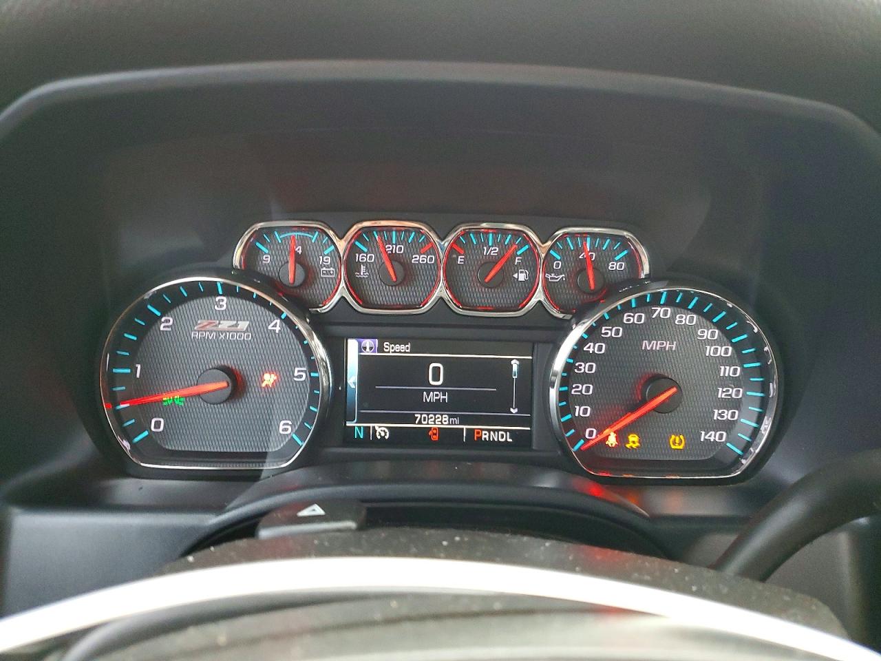 2018 CHEVROLET SILVERADO K1500 LT photo 9