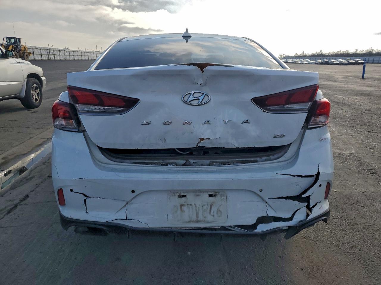 2018 HYUNDAI SONATA SPORT photo 6