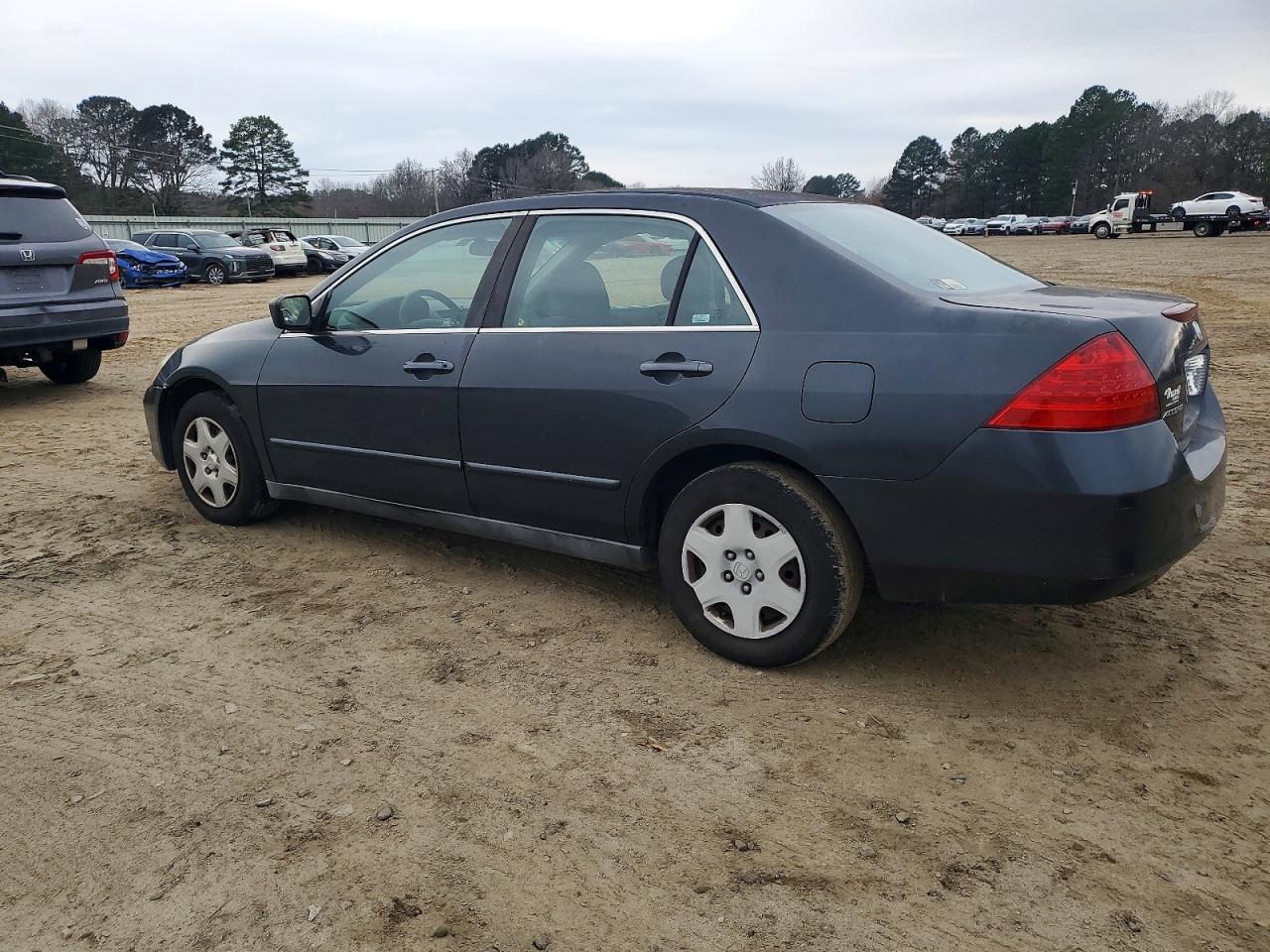 2007 HONDA ACCORD LX photo 2