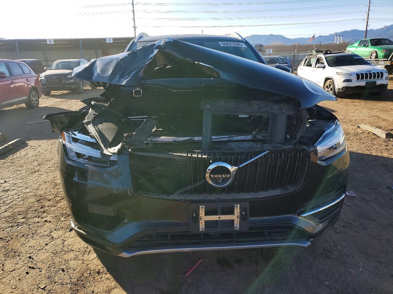 2016 VOLVO XC90 T6 photo 5