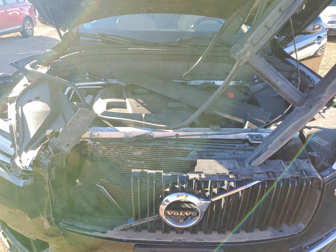 2016 VOLVO XC90 T6 photo 12