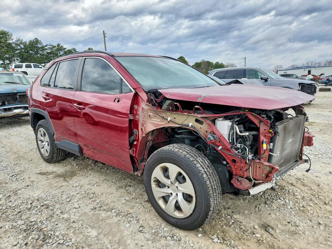 2021 TOYOTA RAV4 LE photo 4