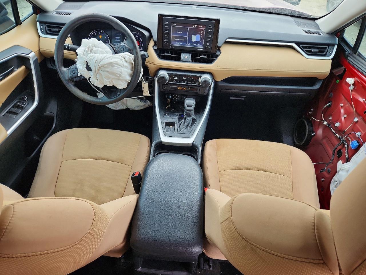 2021 TOYOTA RAV4 LE photo 8