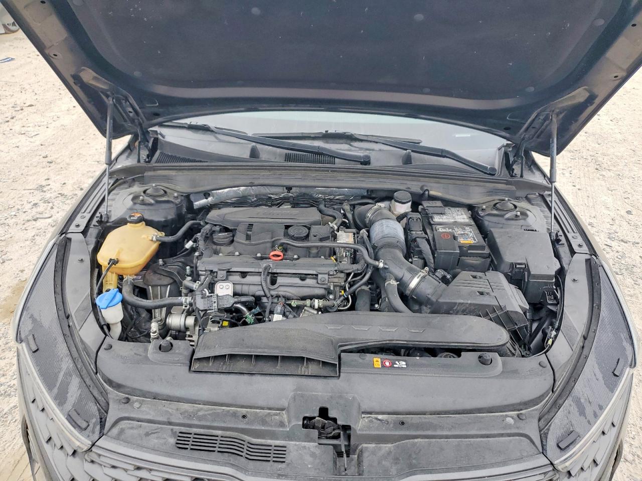 2023 KIA K5 LXS photo 11