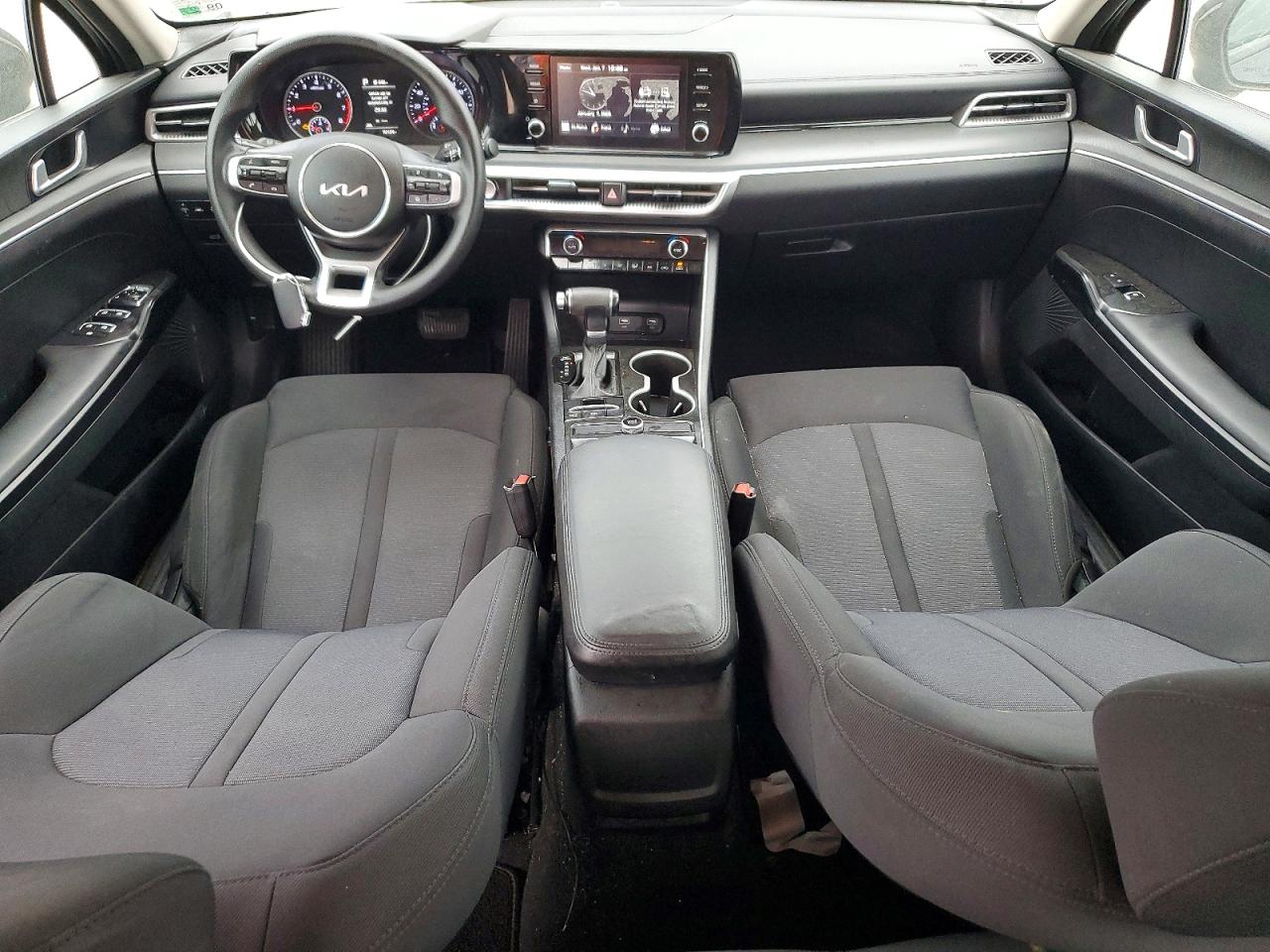 2023 KIA K5 LXS photo 8