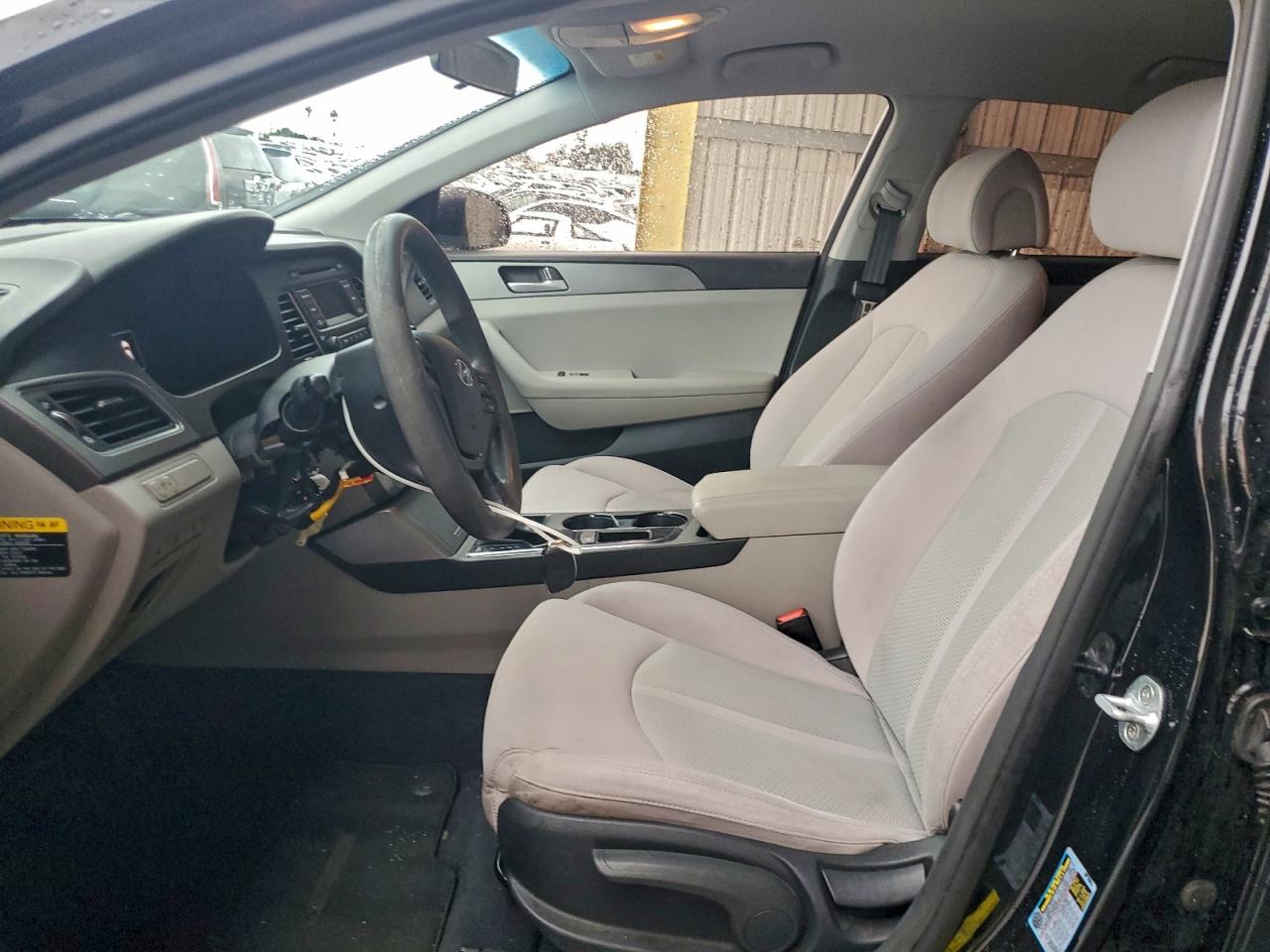 2015 HYUNDAI SONATA SE photo 7