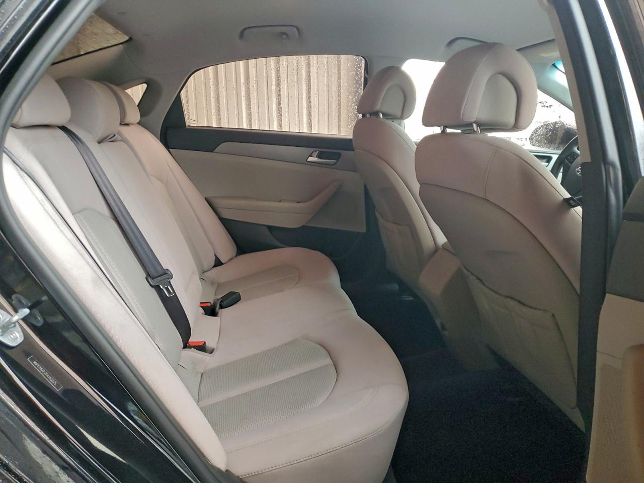 2015 HYUNDAI SONATA SE photo 10