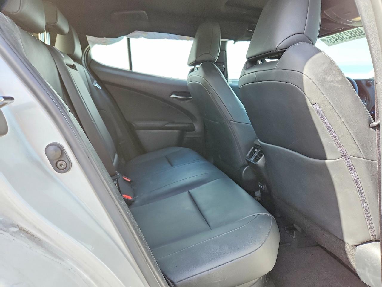 2020 LEXUS UX 250H photo 11