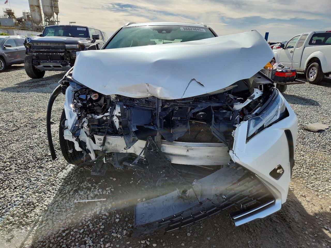 2020 LEXUS UX 250H photo 5