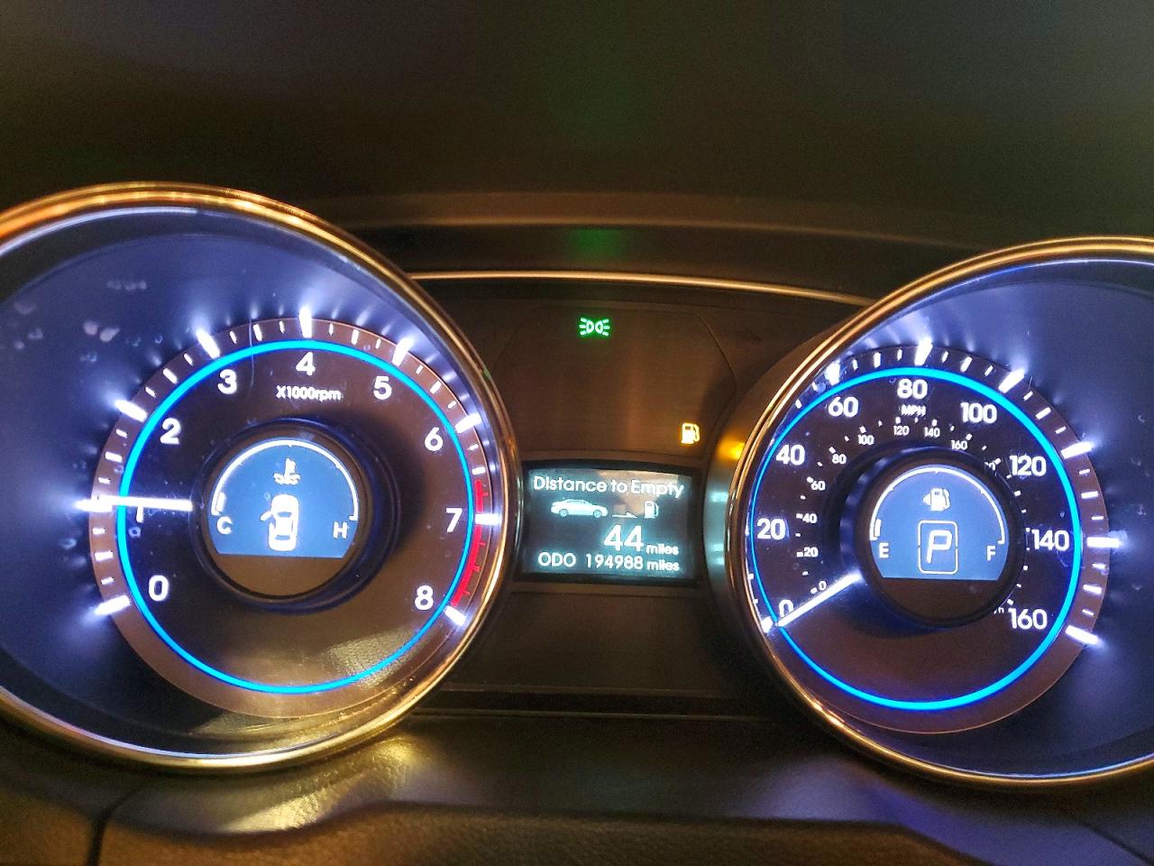 2012 HYUNDAI SONATA GLS photo 9