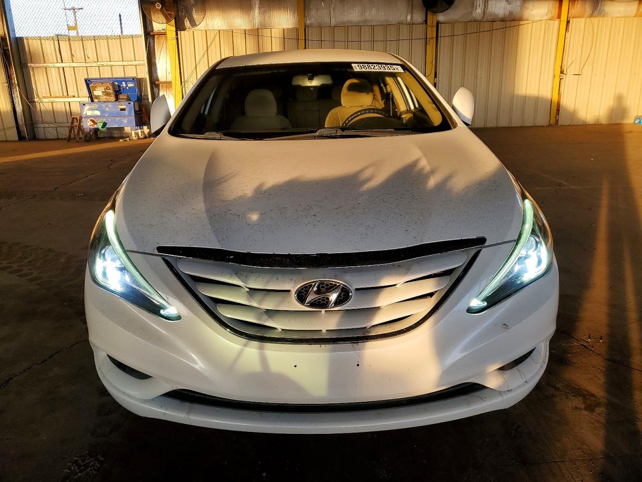 2012 HYUNDAI SONATA GLS photo 5