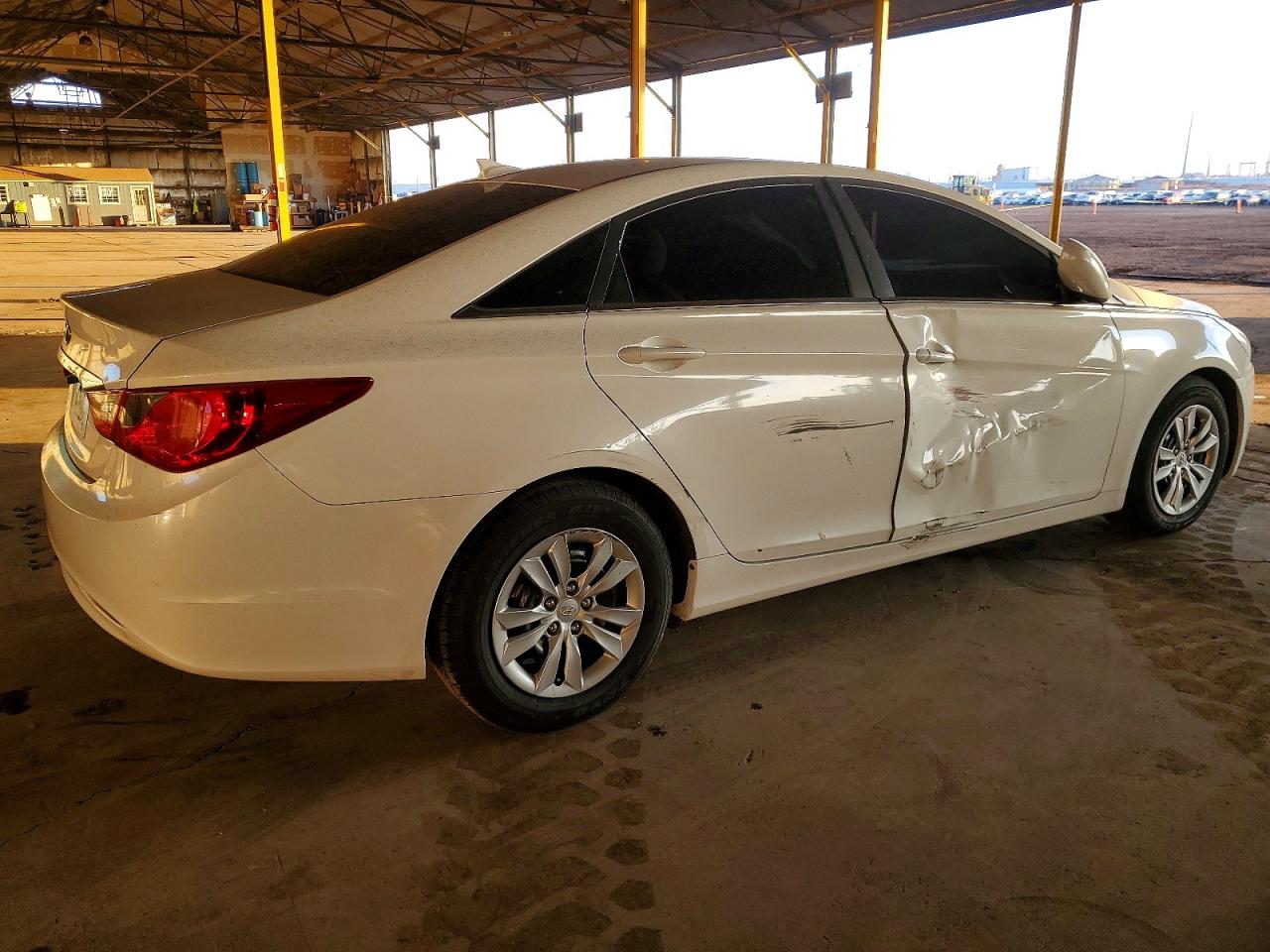 2012 HYUNDAI SONATA GLS photo 3