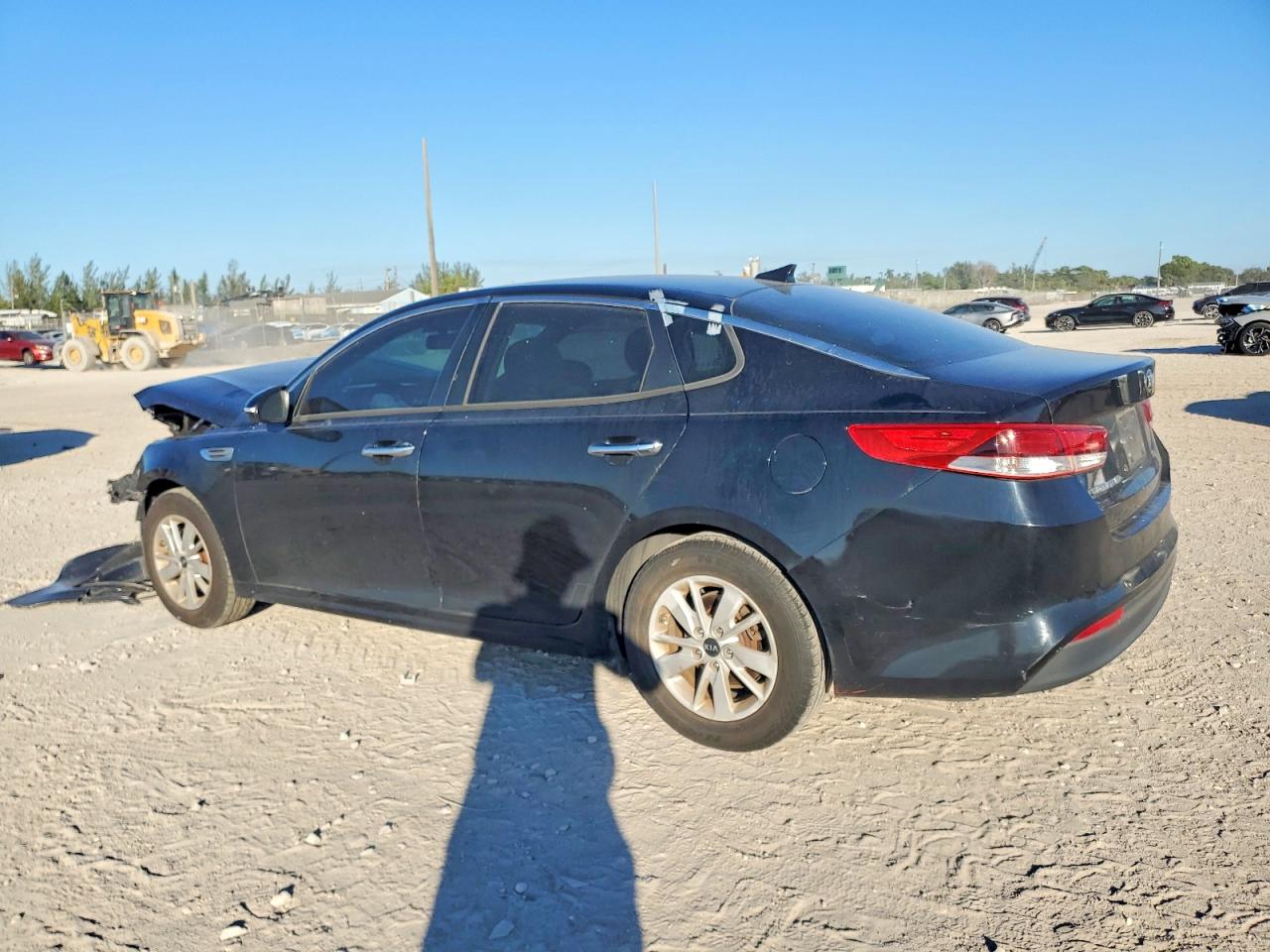 2016 KIA OPTIMA LX photo 2